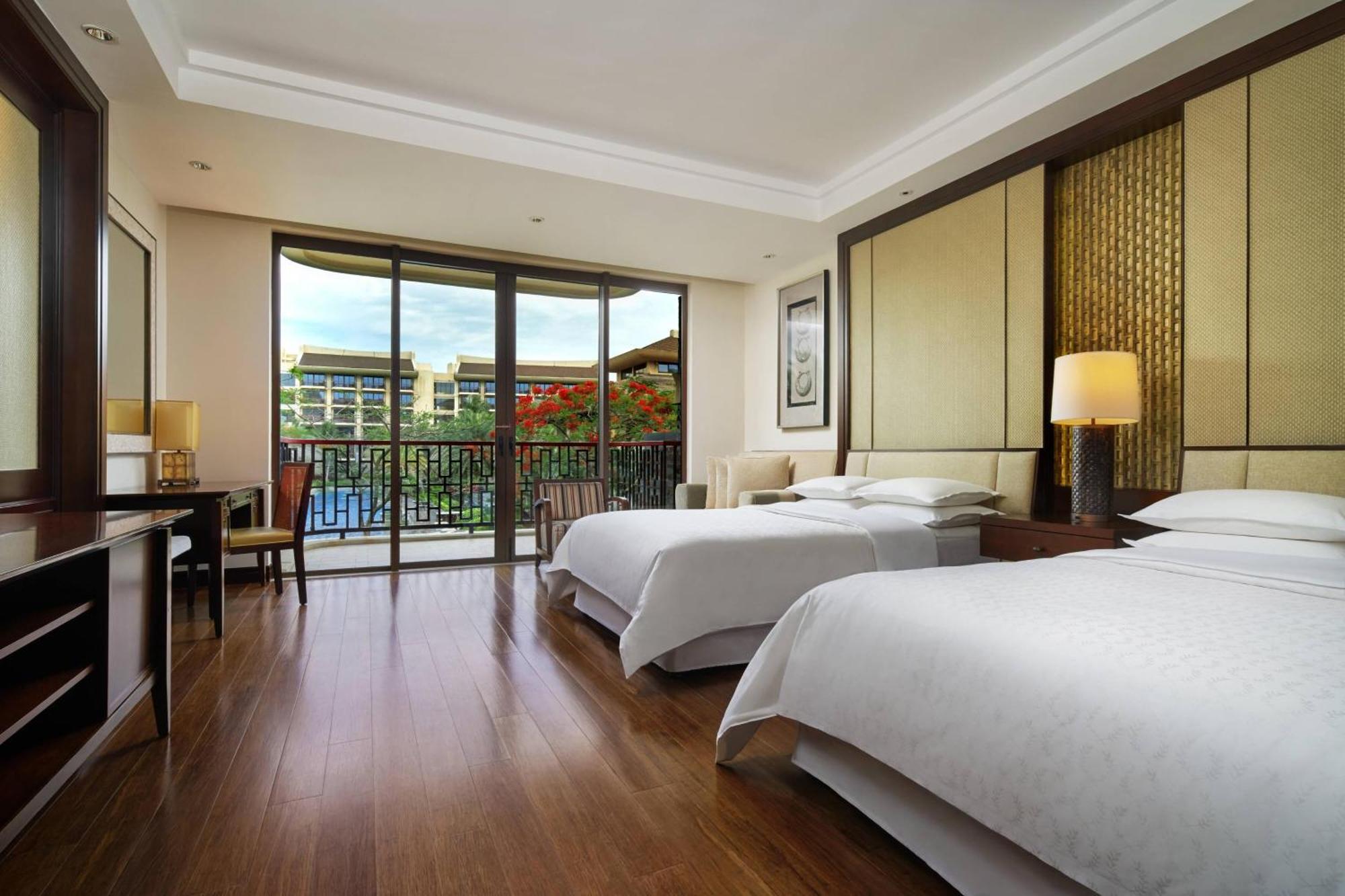 Sheraton Shenzhou Peninsula Resort Wanning Bagian luar foto